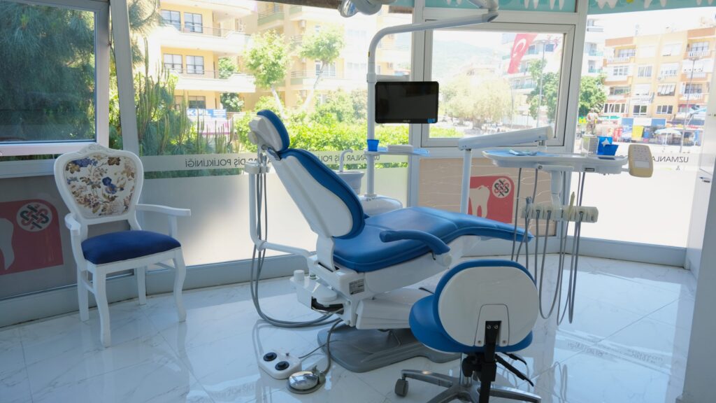 Alanya Uzmanlar Treatment room four