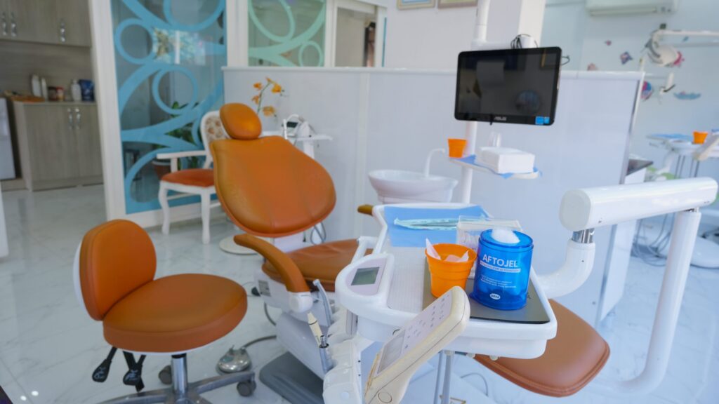 Alanya Uzmanlar Treatment room three
