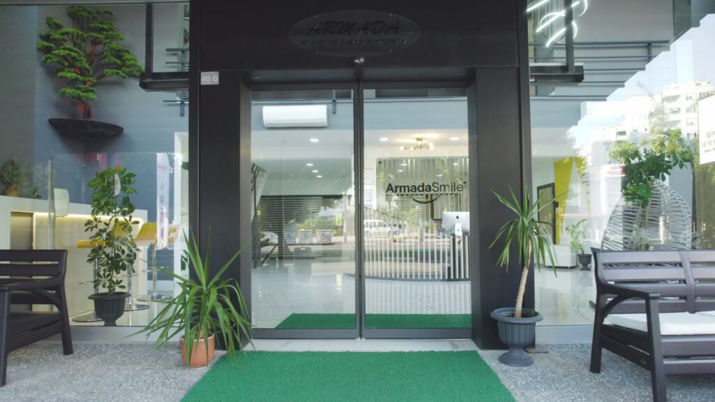 Armada Smile Clinic entrance