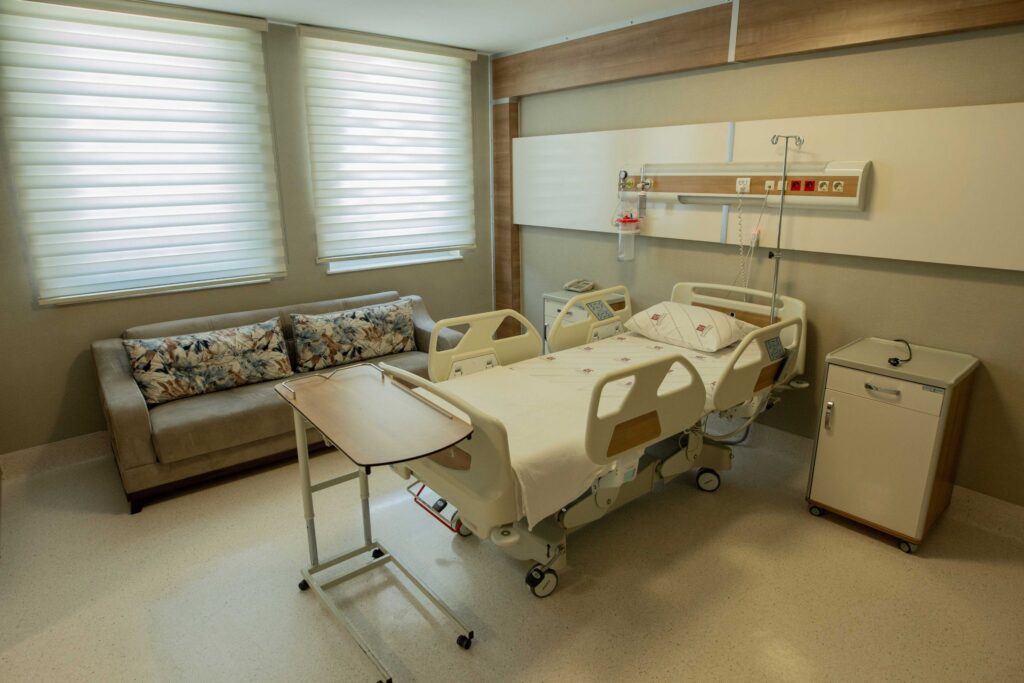 Eryaman Hospital - inpatient room